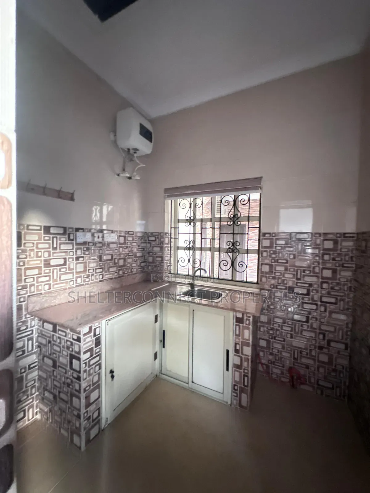 1bdrm Apartment in Agungi for rent