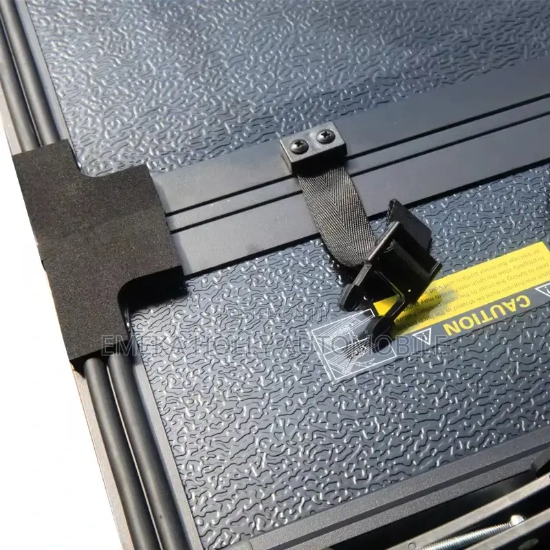 Tri-Fold Hard Tonneau Bed Cover for Jeep Gladiator