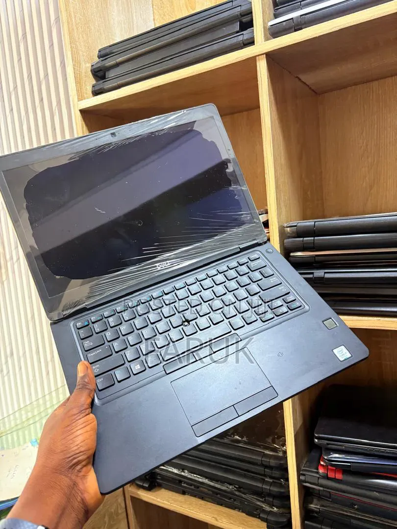 Laptop Dell Latitude 5480 8GB Intel Core i7 SSD 256GB
