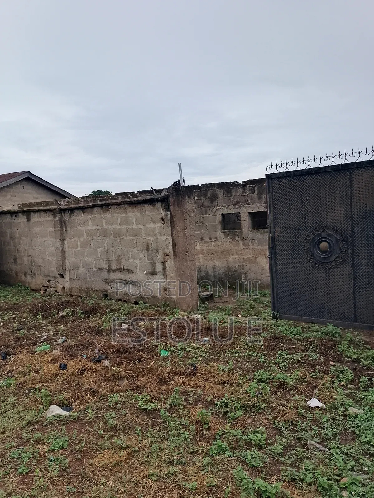 5bdrm Bungalow in Ilesa for sale