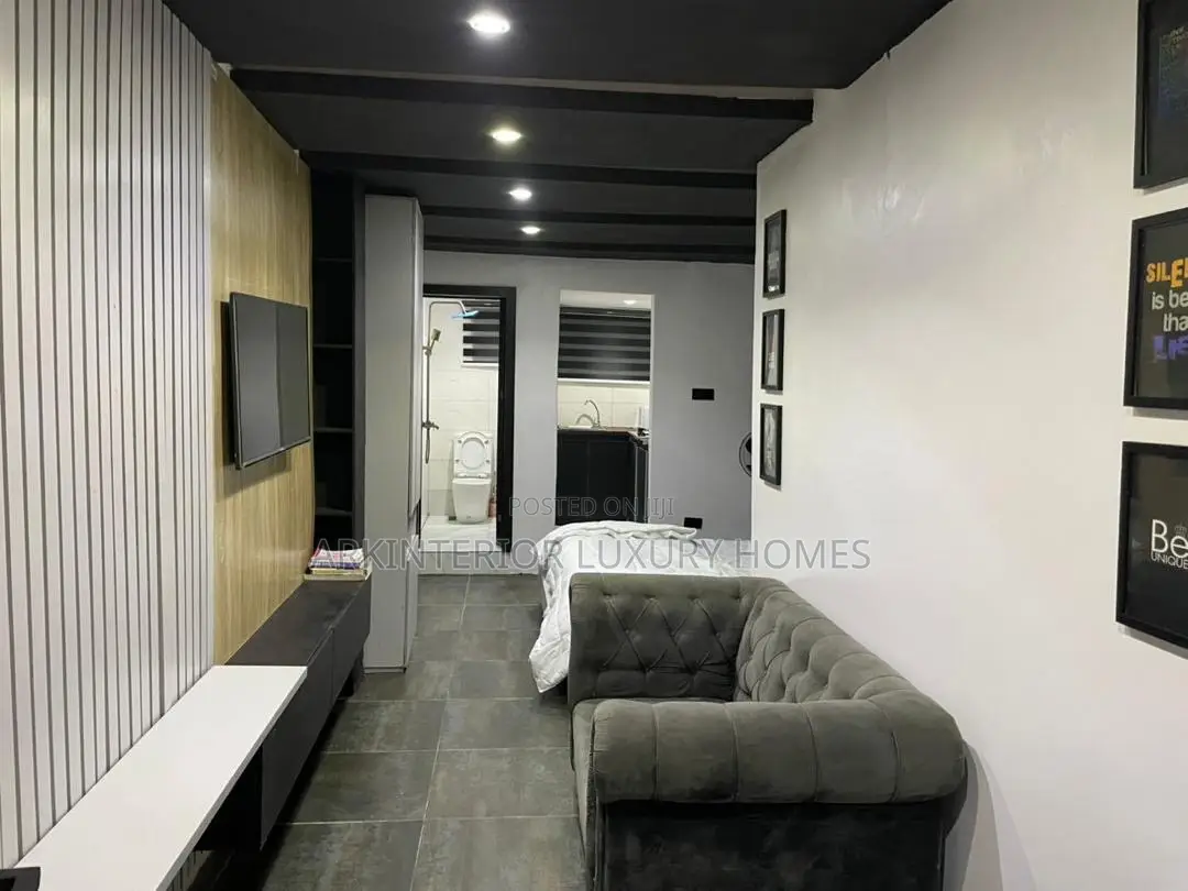 Furnished 5bdrm Apartment in Chevron for rent