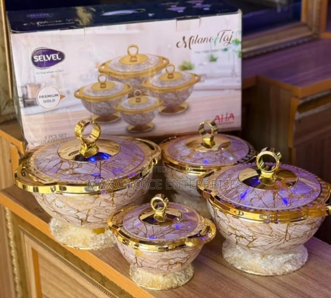 4 Sets Insulated Dinner Plates( Casserole)