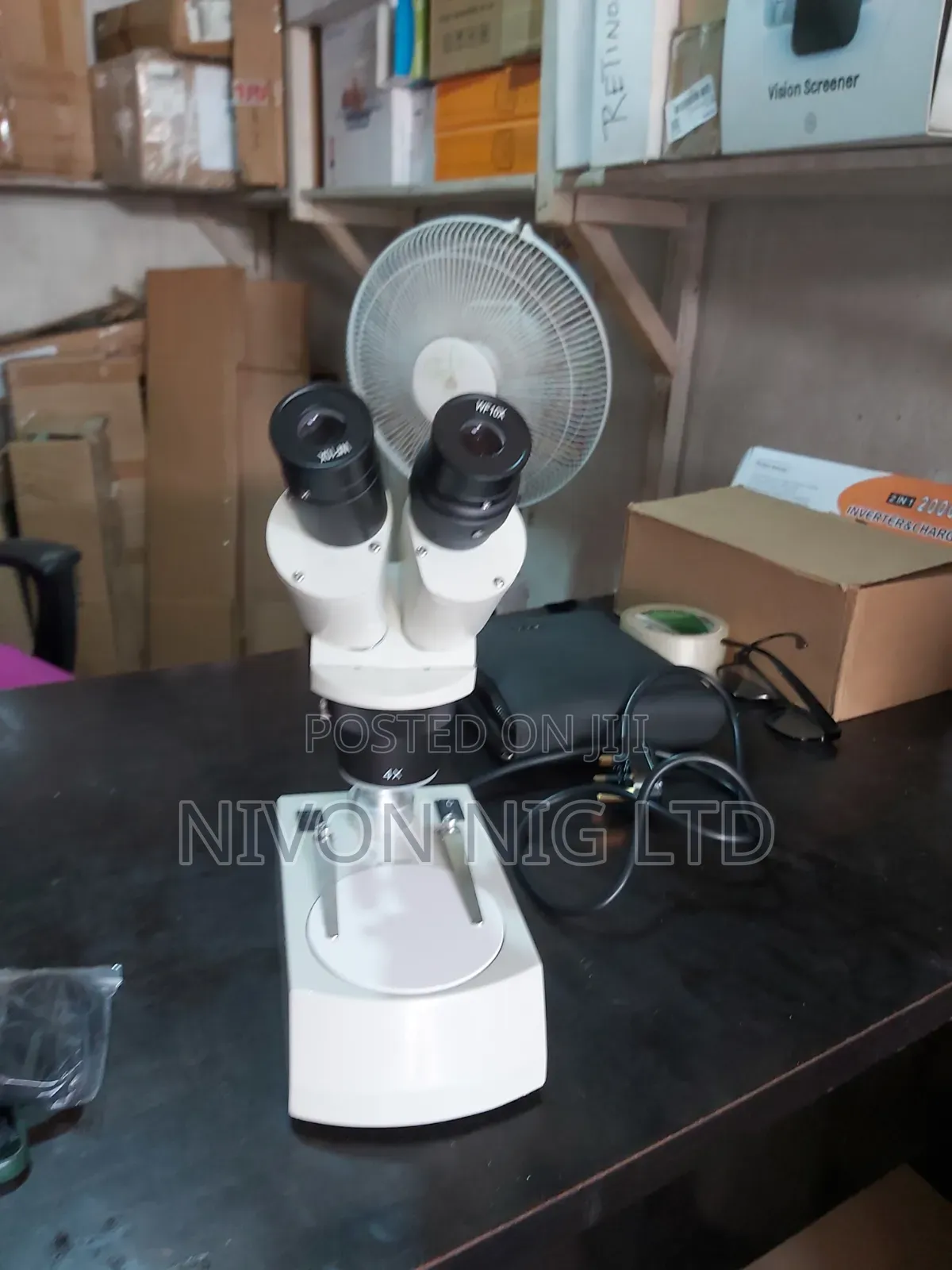 Dissecting/Stereo Microscope