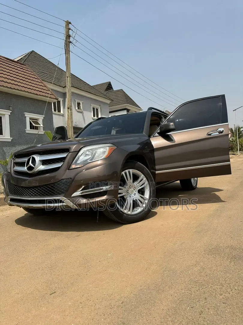 Mercedes-Benz GLK-Class 2014 Maroon