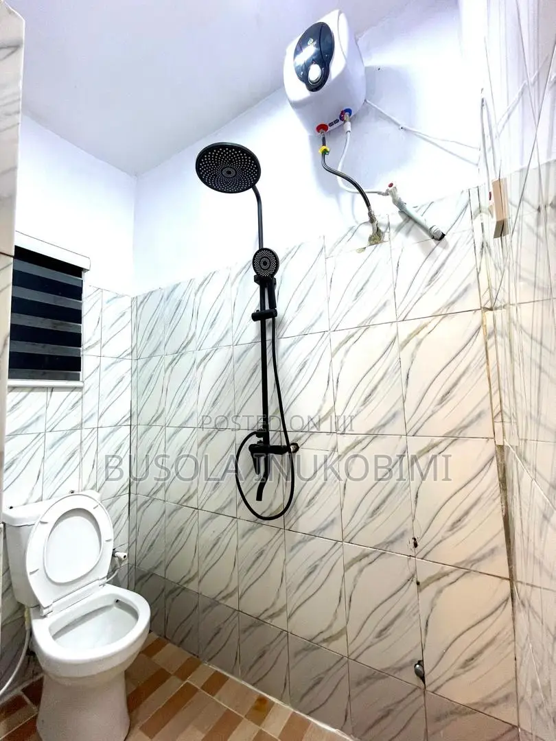 Classic Studio Service Apartment Yaba