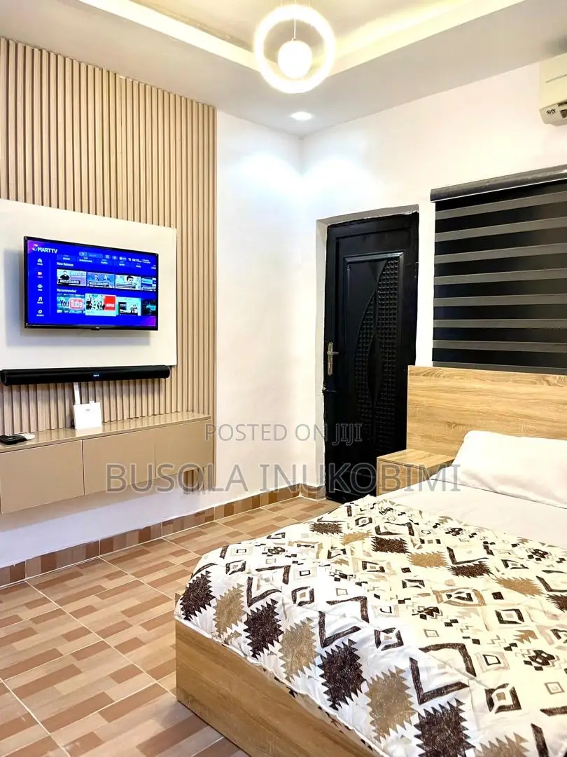 Classic Studio Service Apartment Yaba