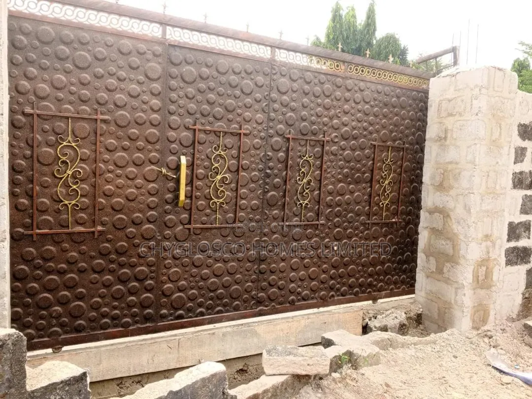 2bdrm Apartment In Gra Phase 2 / Port-harcourt For Sale