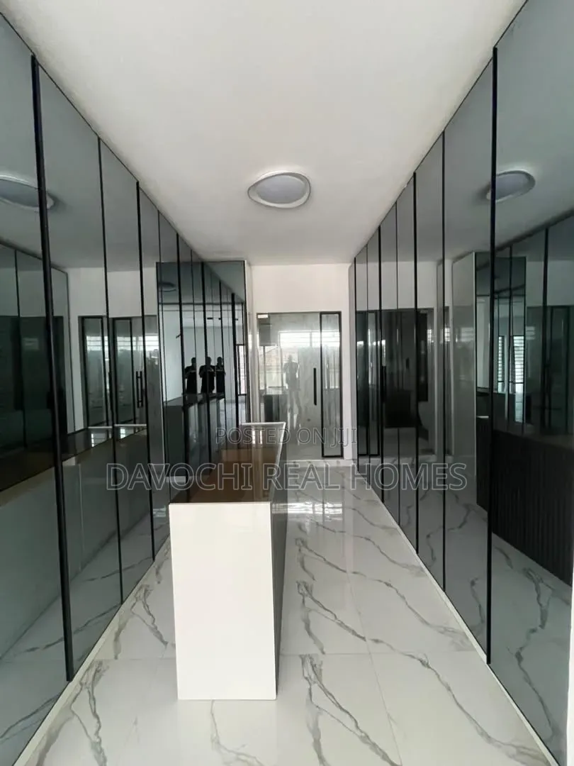 4bdrm Duplex in Osapa london for sale