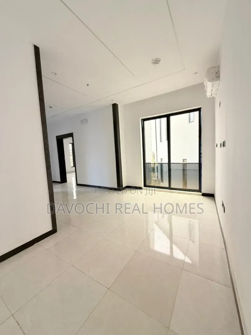 5bdrm Duplex in GRA Phase 1 for sale