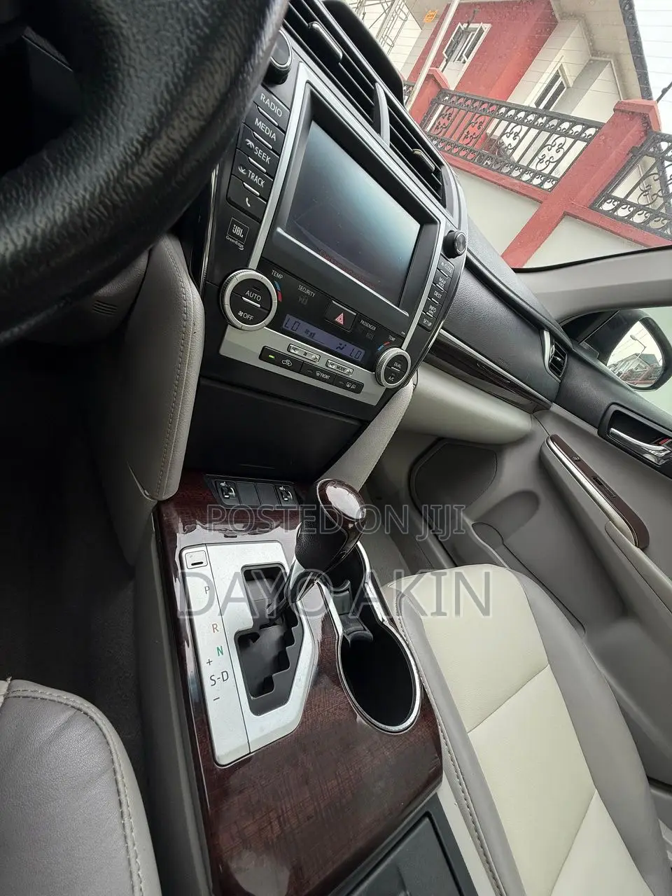 Toyota Camry 2012 Silver