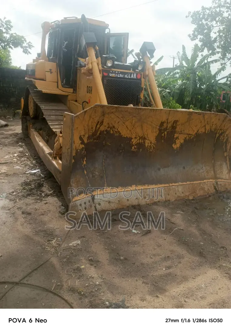 Company Used D6H Bulldozer