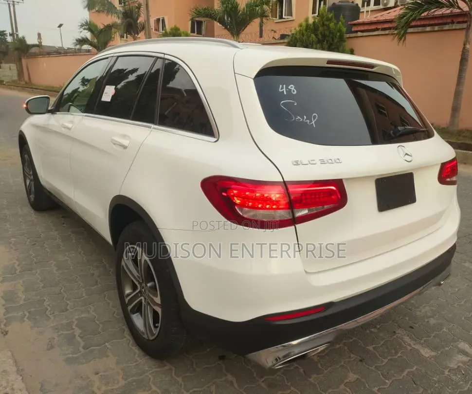 Mercedes-Benz GLC-Class 2018 White