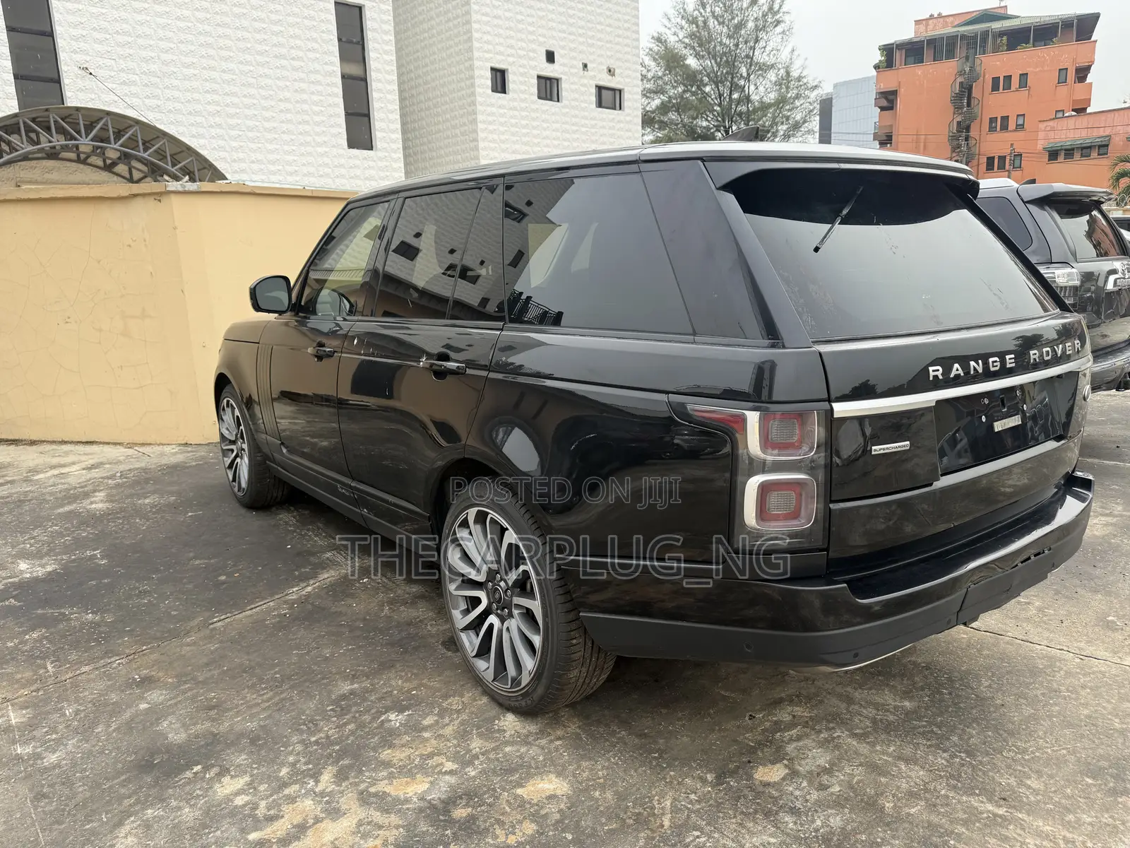 Land Rover Range Rover 5.0L Supercharged 2018 Black