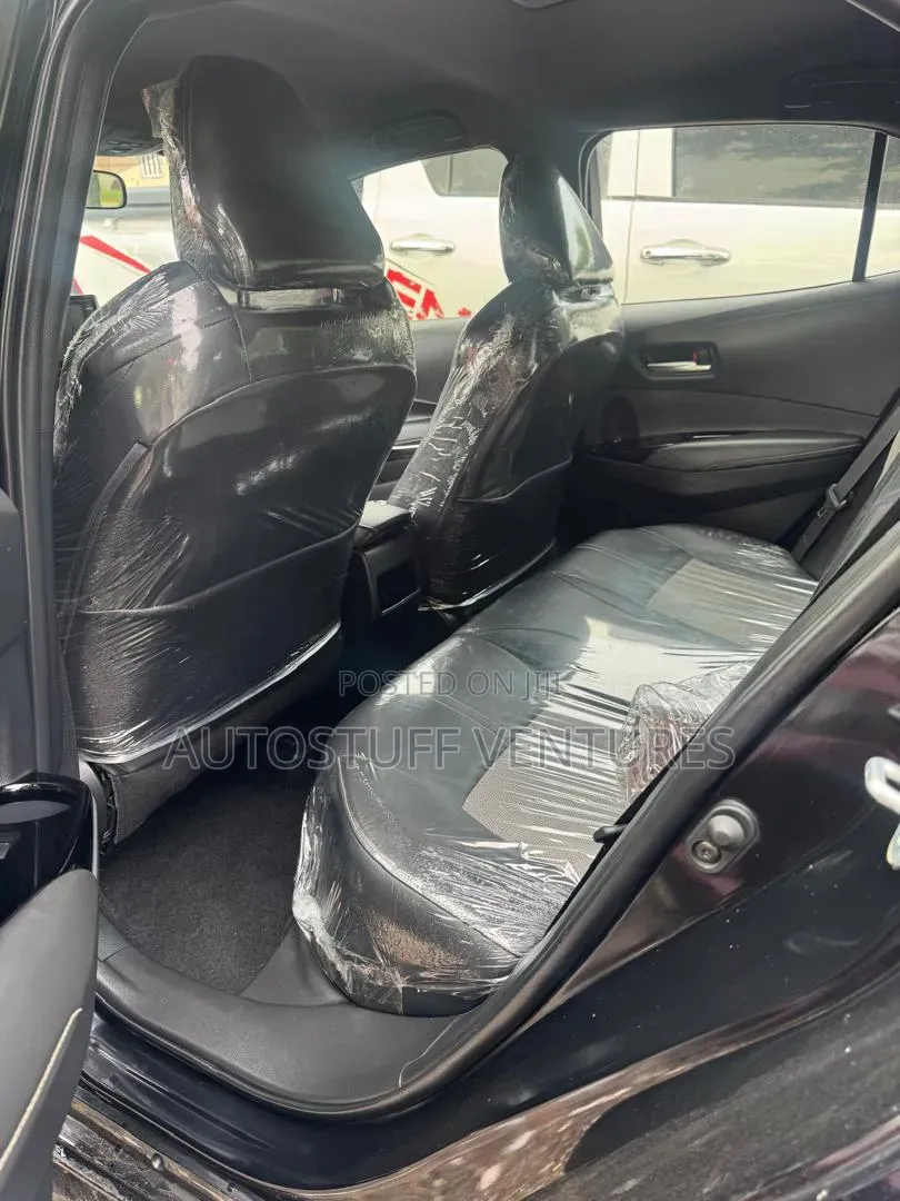 Toyota Corolla XSE (1.8L 4cyl 2A) 2019 Black