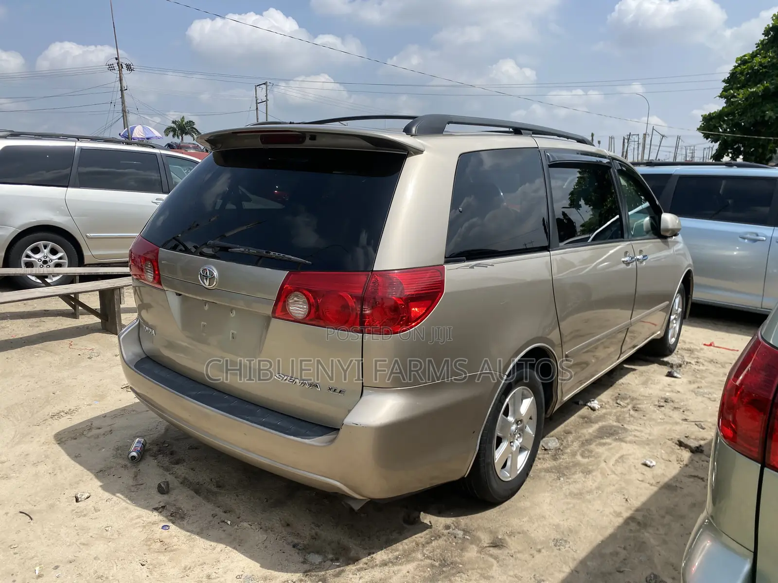 Toyota Sienna XLE 2007 Gold