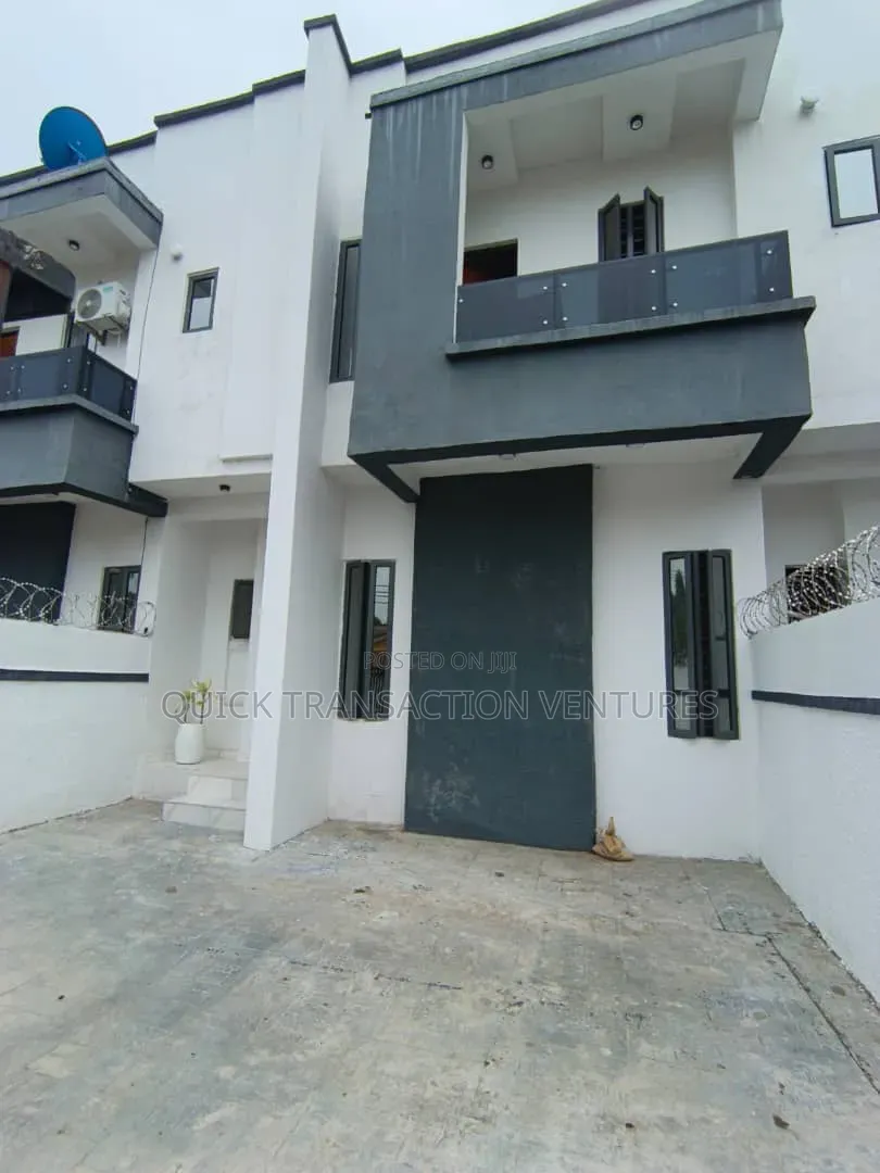 4bdrm Duplex in United Estate, Sangotedo for sale