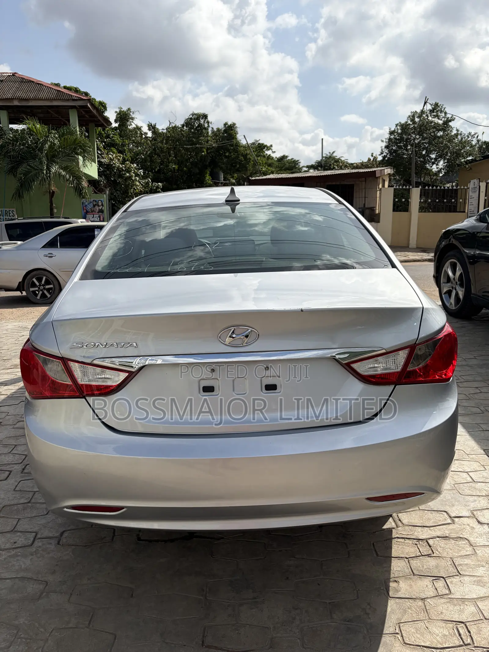 Hyundai Sonata SE Sedan FWD (2.4L 4cyl 6A) 2013 Silver