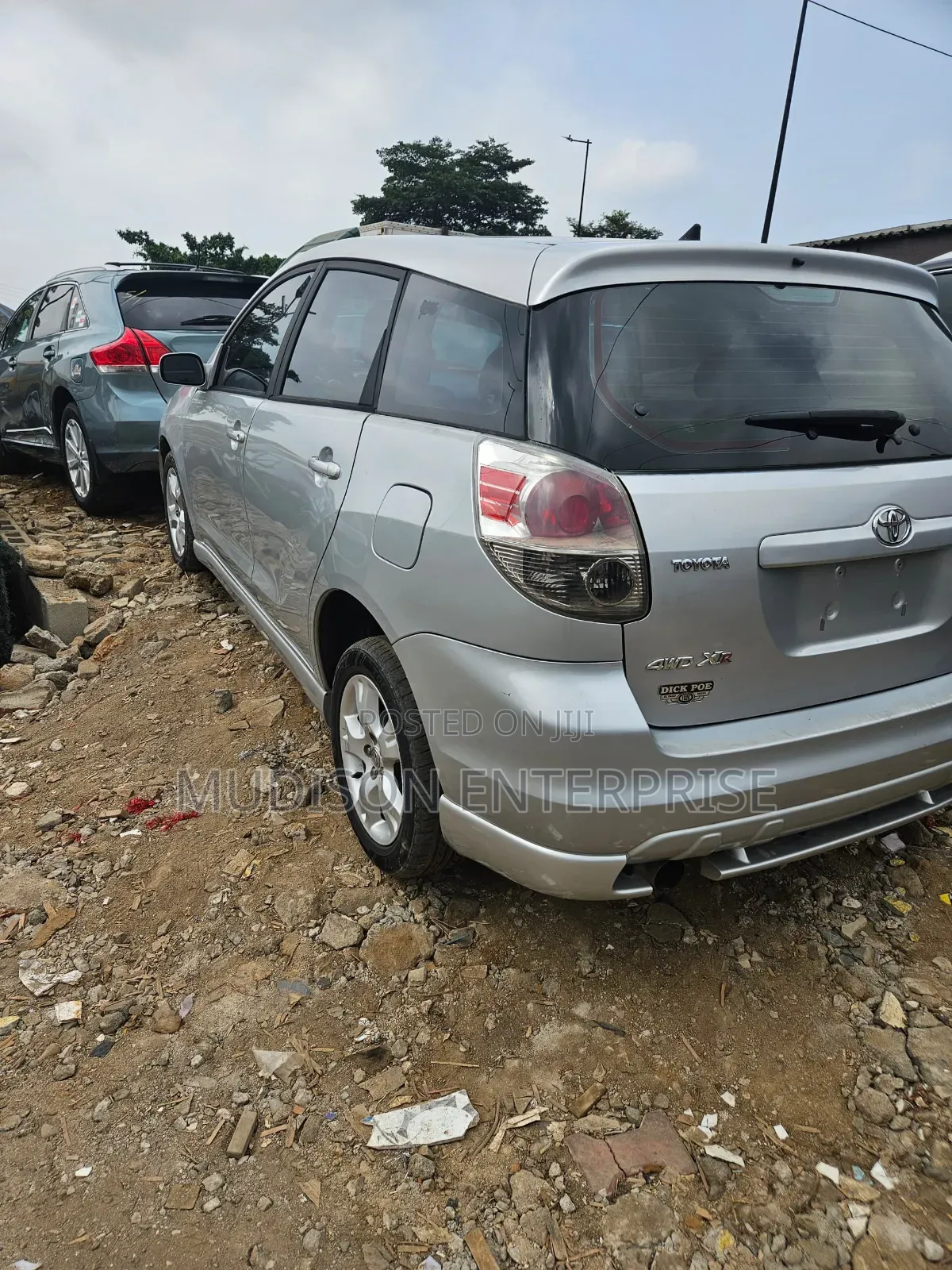 Toyota Matrix XR Hatchback FWD (1.8L 4cyl 4A) 2006 Silver