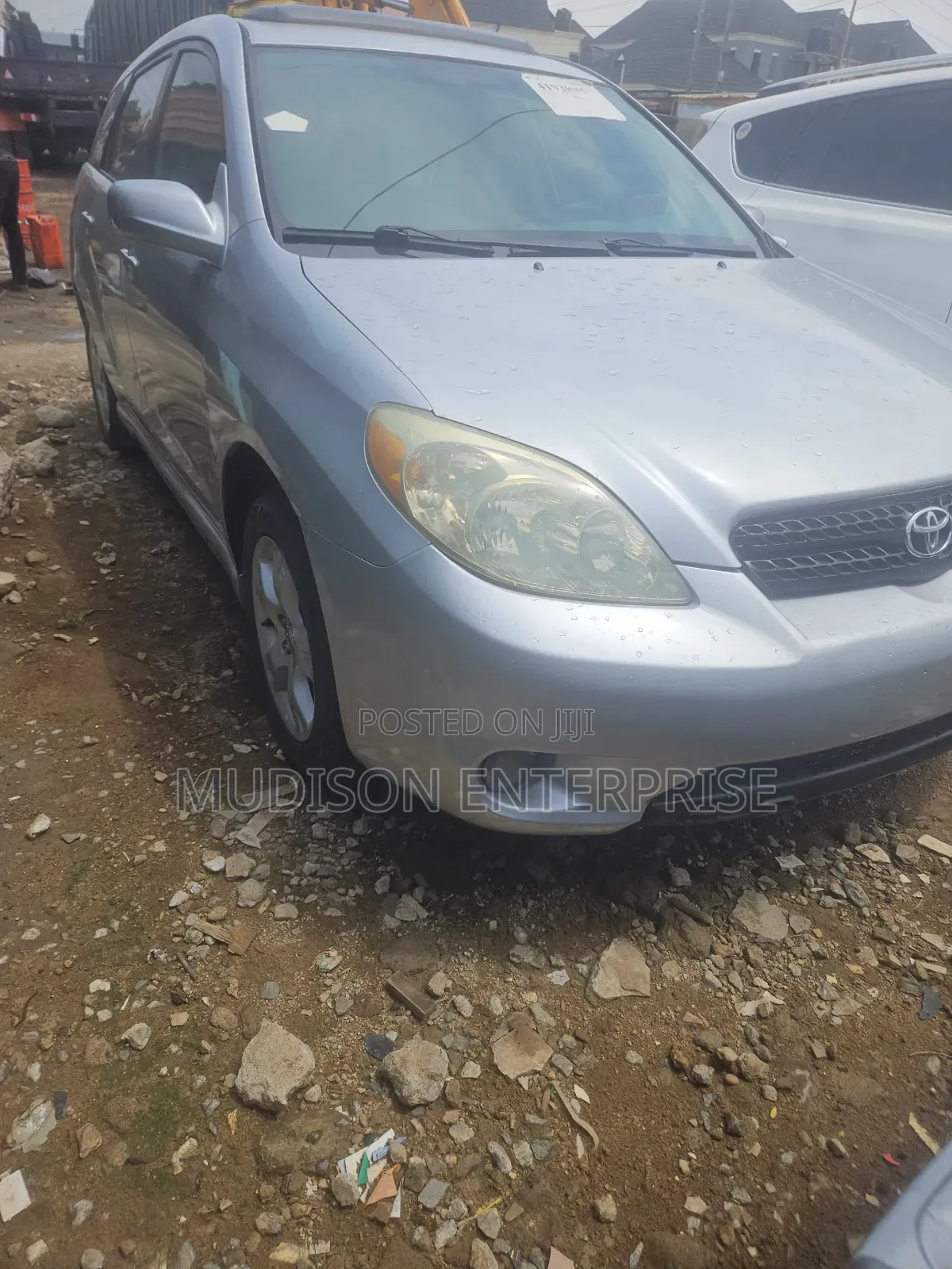 Toyota Matrix XR Hatchback FWD (1.8L 4cyl 4A) 2006 Silver