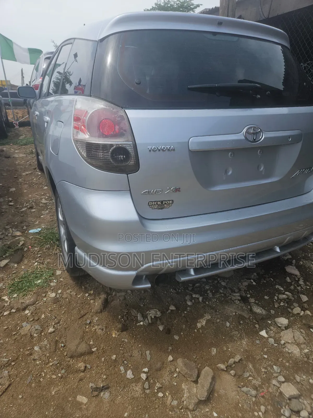 Toyota Matrix XR Hatchback FWD (1.8L 4cyl 4A) 2006 Silver