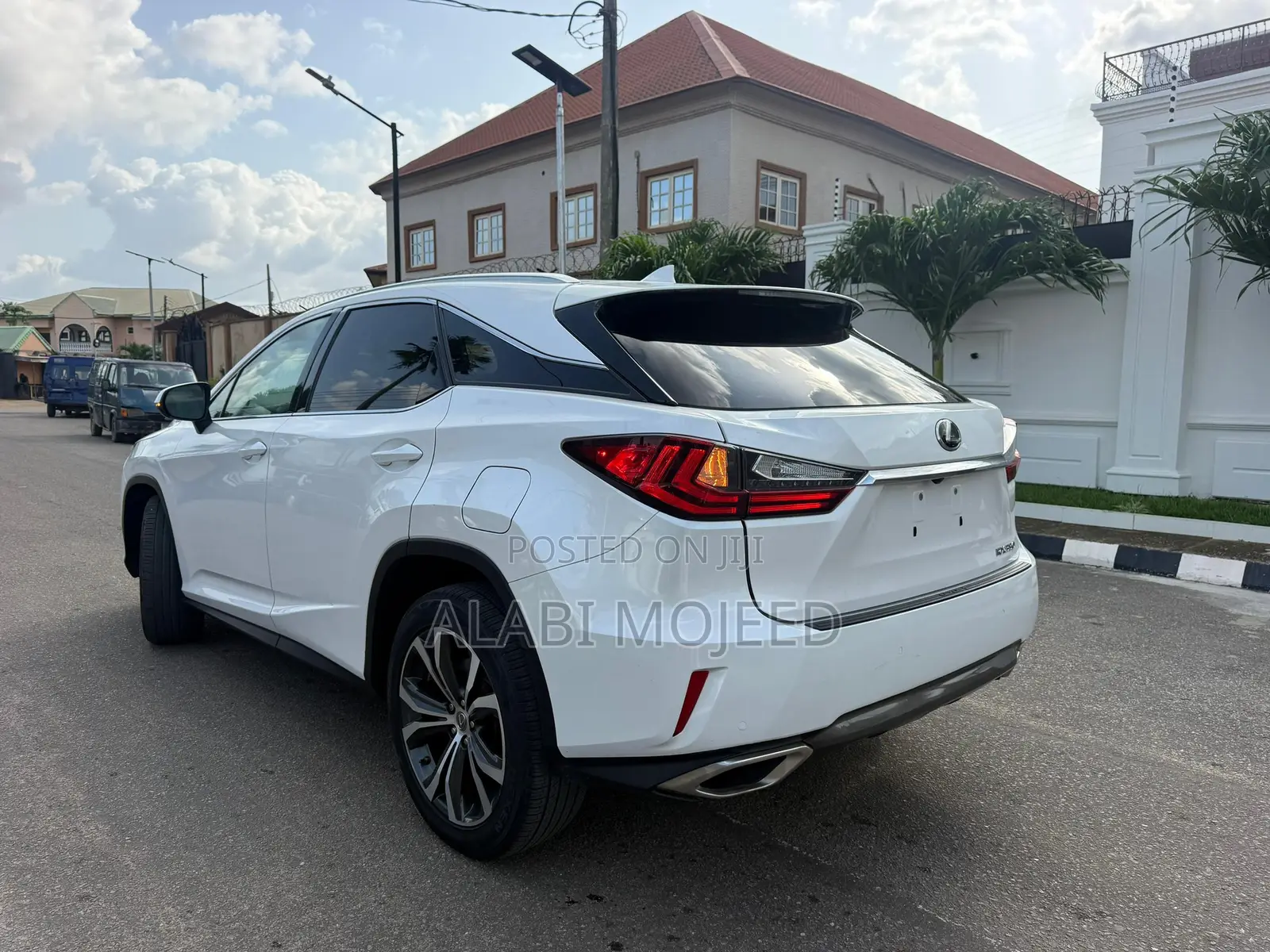 Lexus RX 350 AWD 2017 White