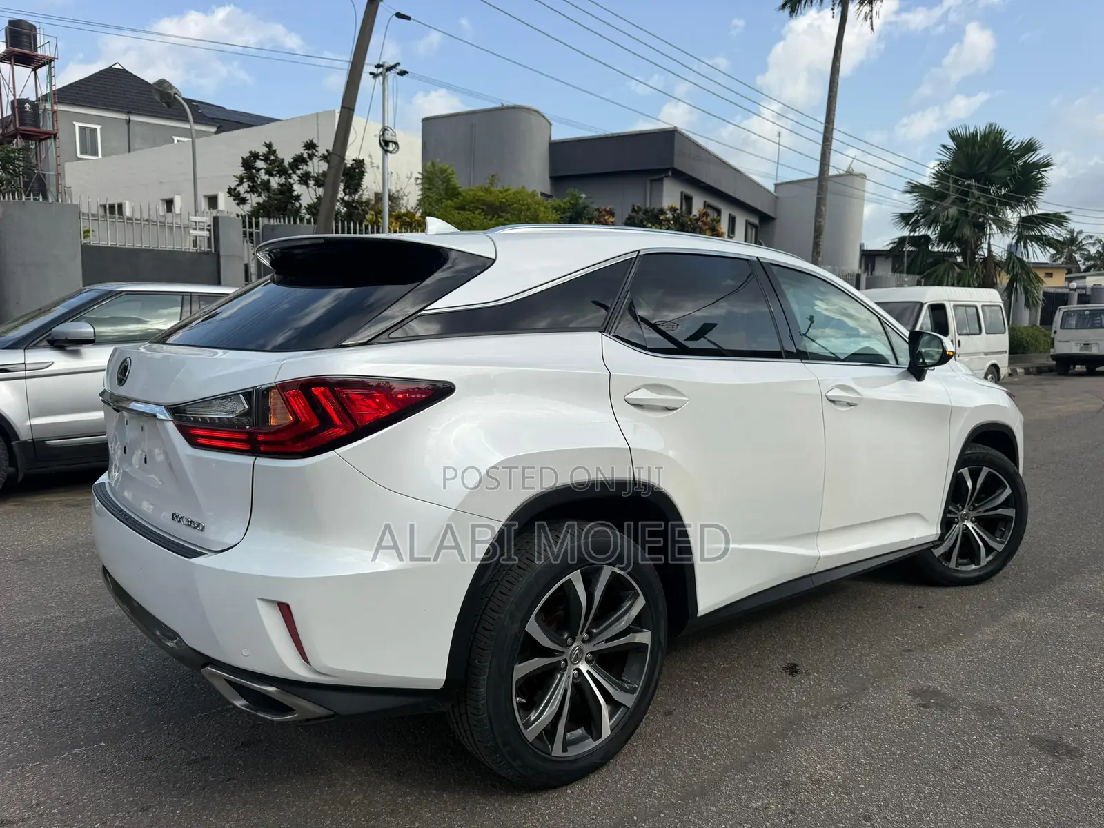 Lexus RX 350 AWD 2017 White