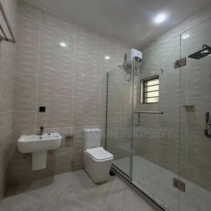 4bdrm Duplex in Capital Estate, Rukpokwu for sale