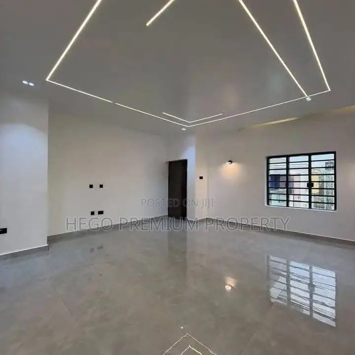 4bdrm Duplex in Capital Estate, Rukpokwu for sale