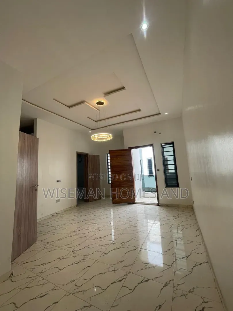 4bdrm Duplex in Ikota Lekki Eti-Osa for rent