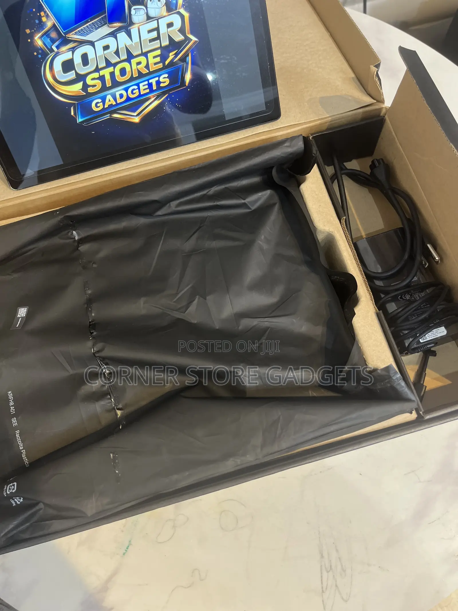 Laptop Dell Precision 3561 16GB Intel Core i5 SSD 256GB
