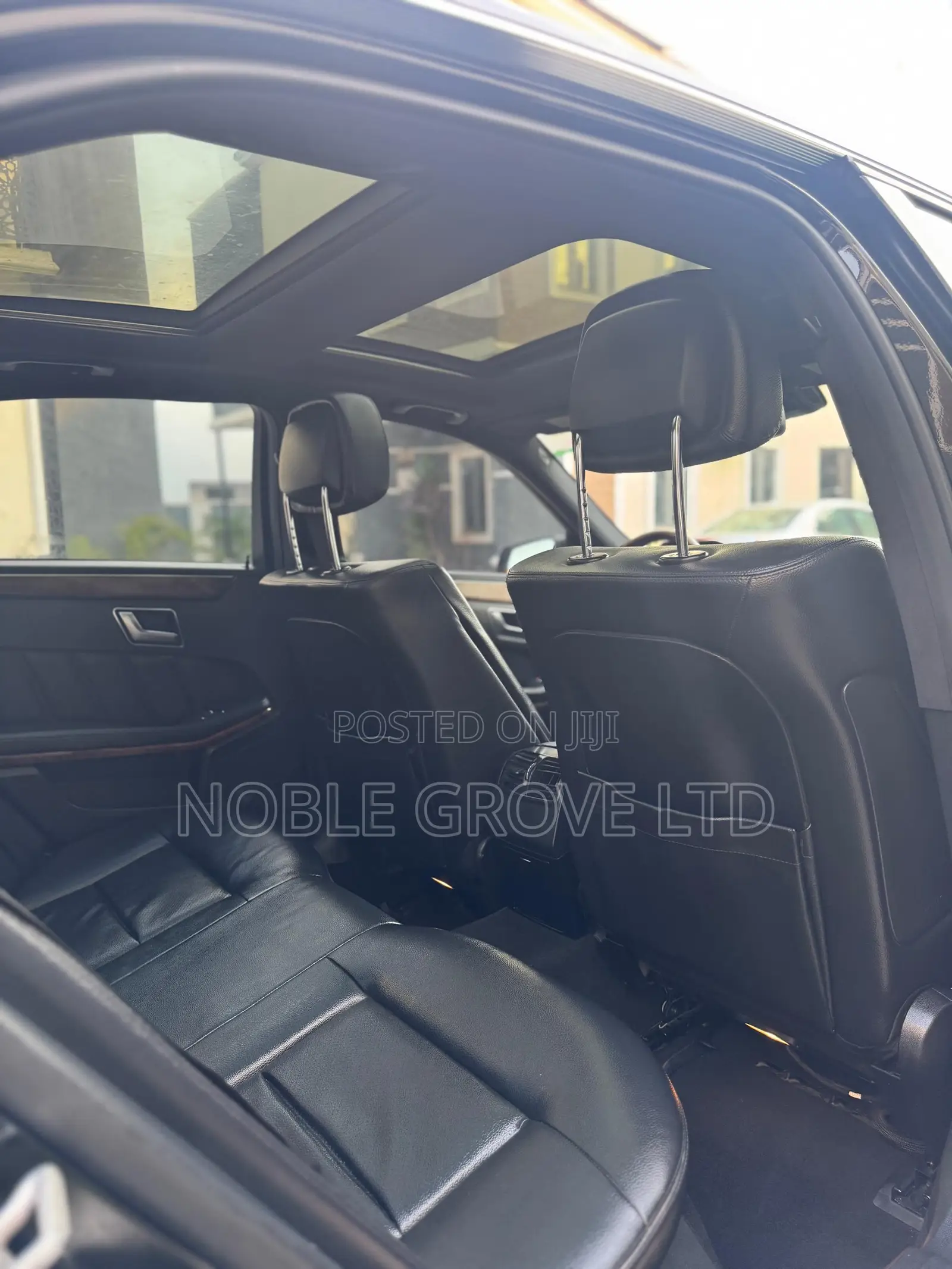 Mercedes-Benz E350 Base 4dr 4Matic Sedan AWD (3.5L 6cyl 7A) 2012 Black