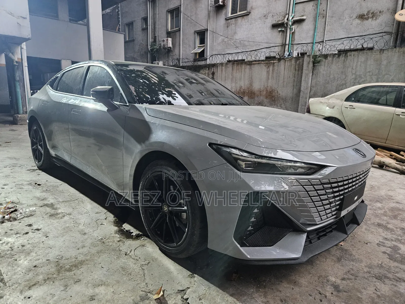 Changan UNI-V 2.0 Petrol FWD 2023