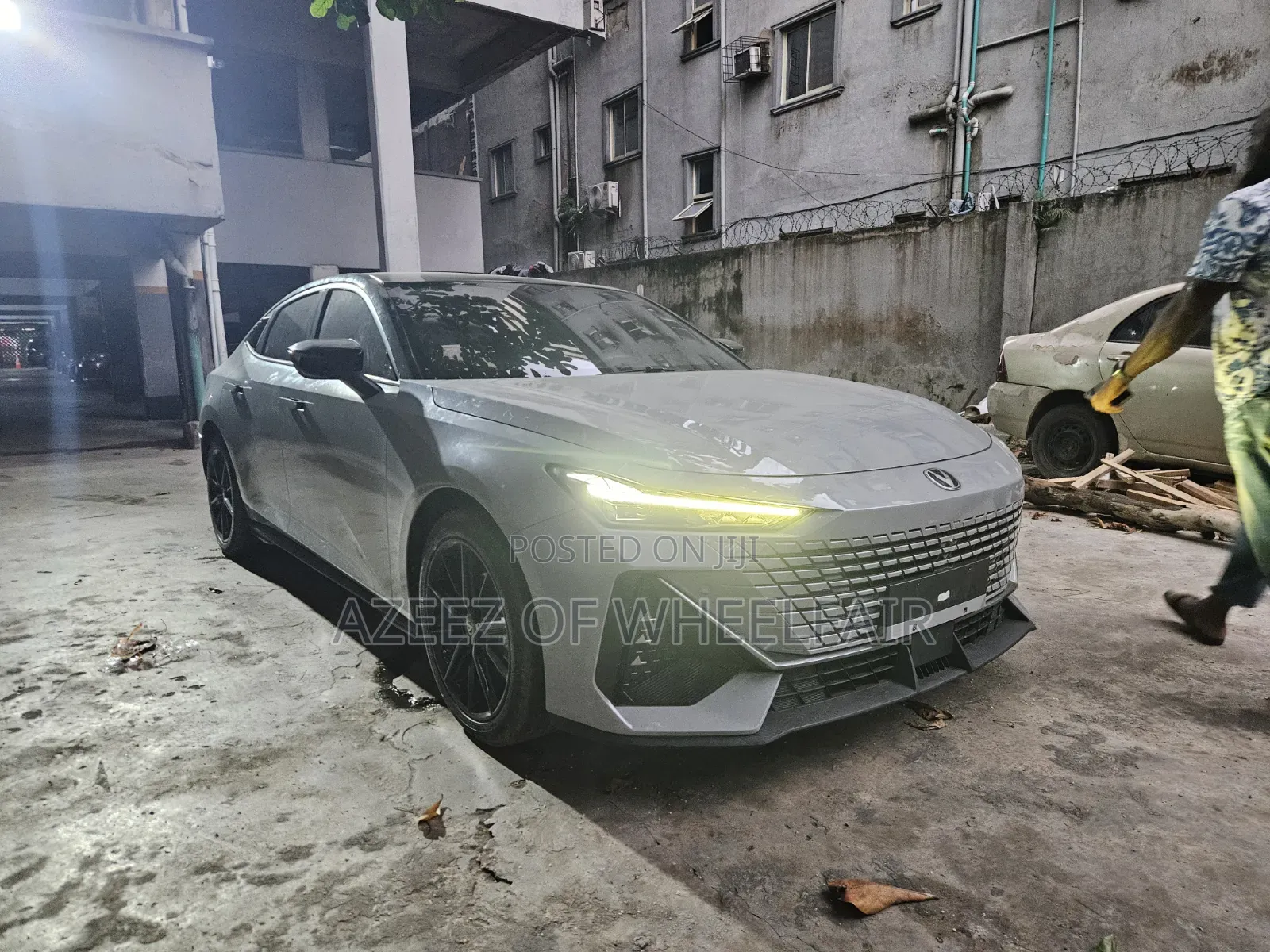 Changan UNI-V 2.0 Petrol FWD 2023