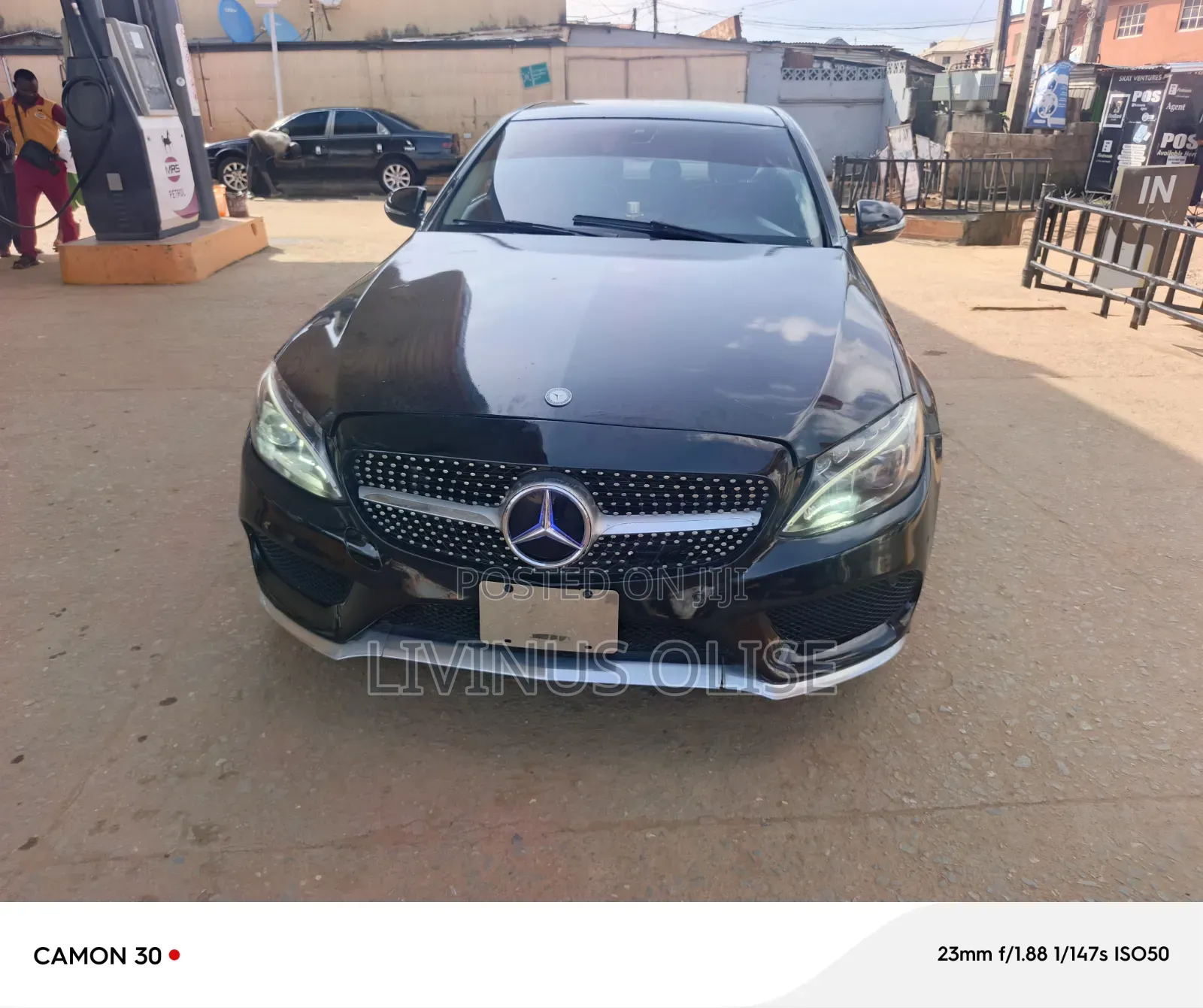 Mercedes-Benz C300 Luxury 4dr AWD 4Matic Sedan (2.0L 4cyl 7A) 2015