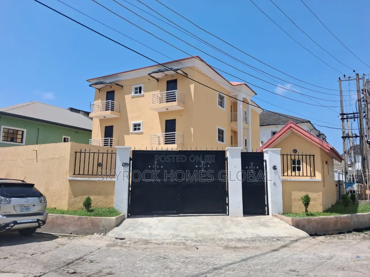 3bdrm Block of Flats in Agungi for rent