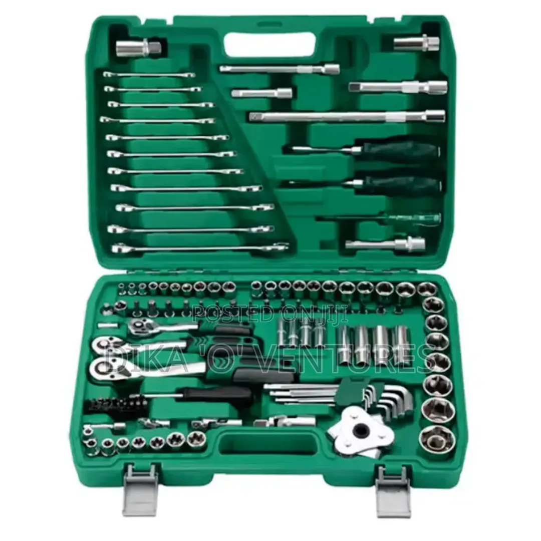 Set of 121pcs Hand Mechanic Socket Ratchet Wrench