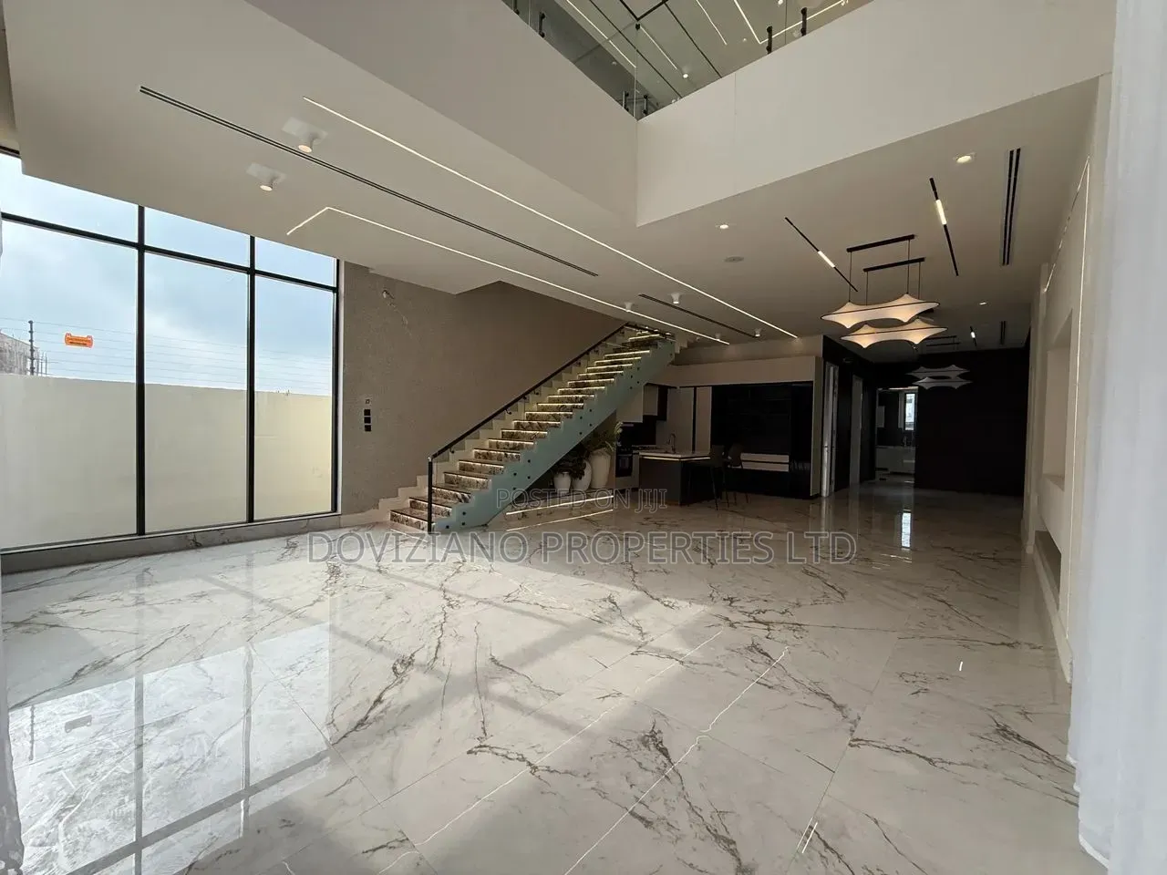 5bdrm Duplex in Lekki Phase 1 for sale