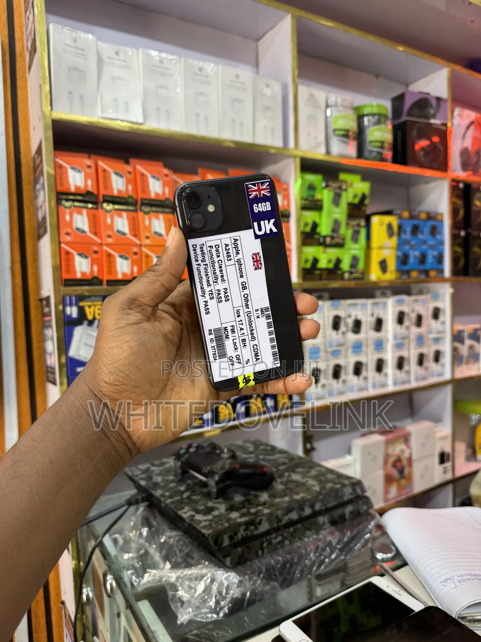 Apple iPhone 11 64 GB Black