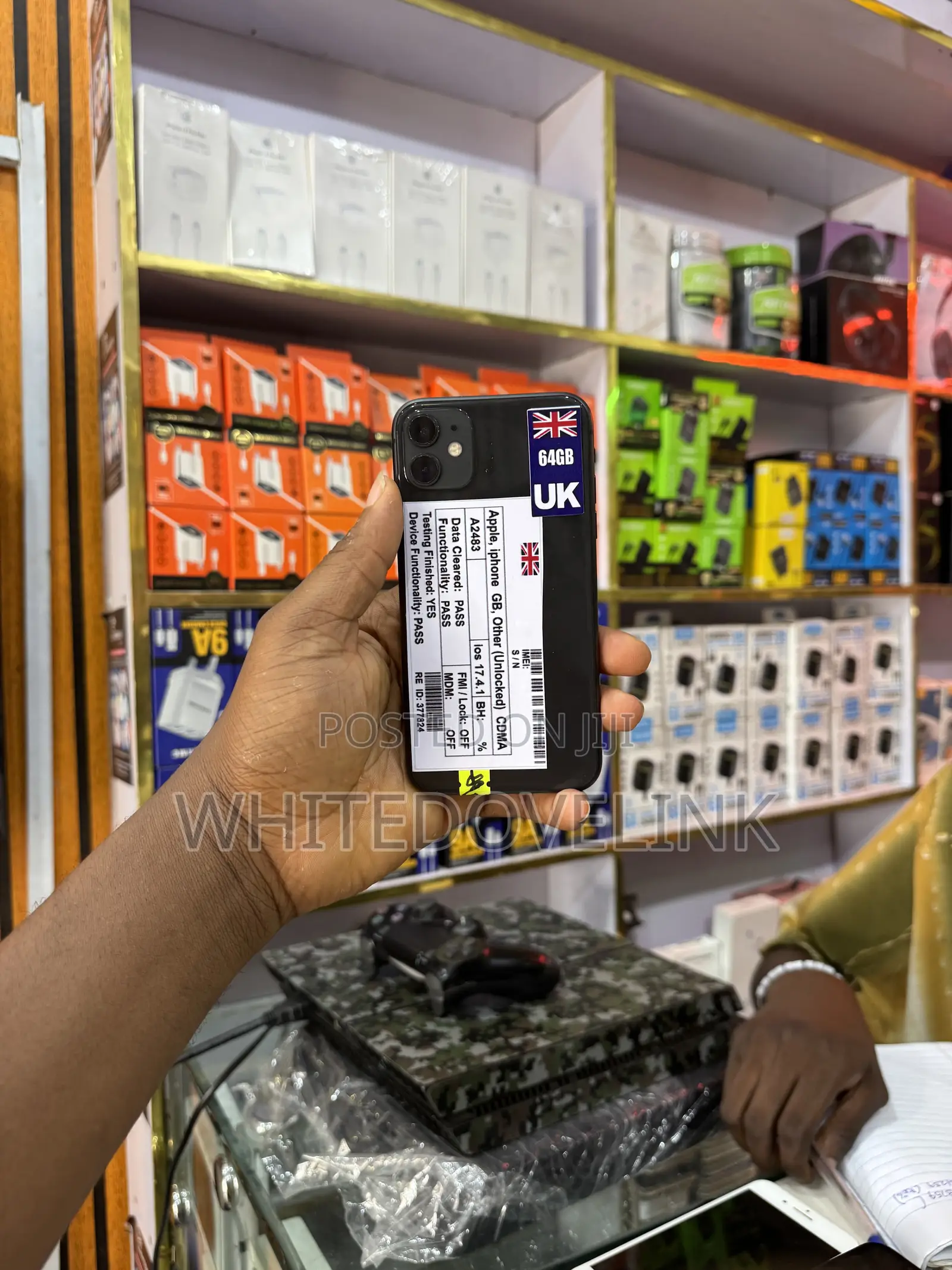 Apple iPhone 11 64 GB Black