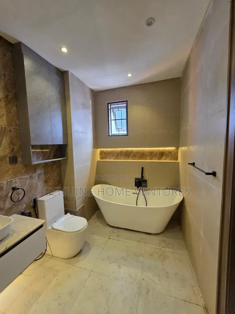 4bdrm Duplex in Ogudu Gra for sale