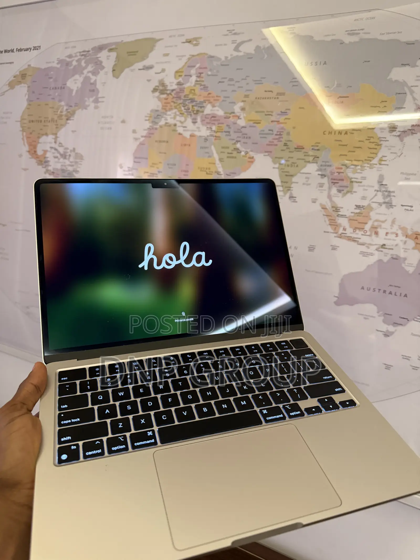 Laptop Apple MacBook Air 2022 M2 8GB Apple M2 SSD 256GB