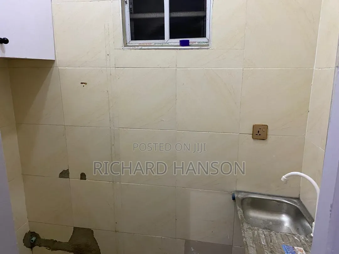 Mini Flat in Thomas for rent