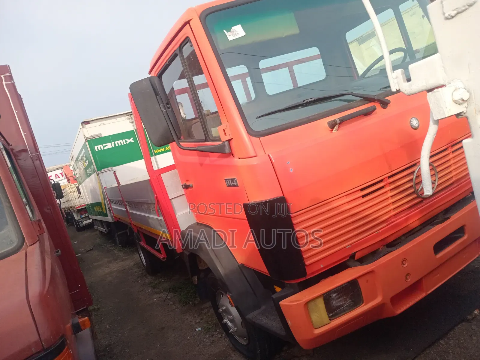 Mercedes-Benz 814 Open Bucket/Dropside Truck
