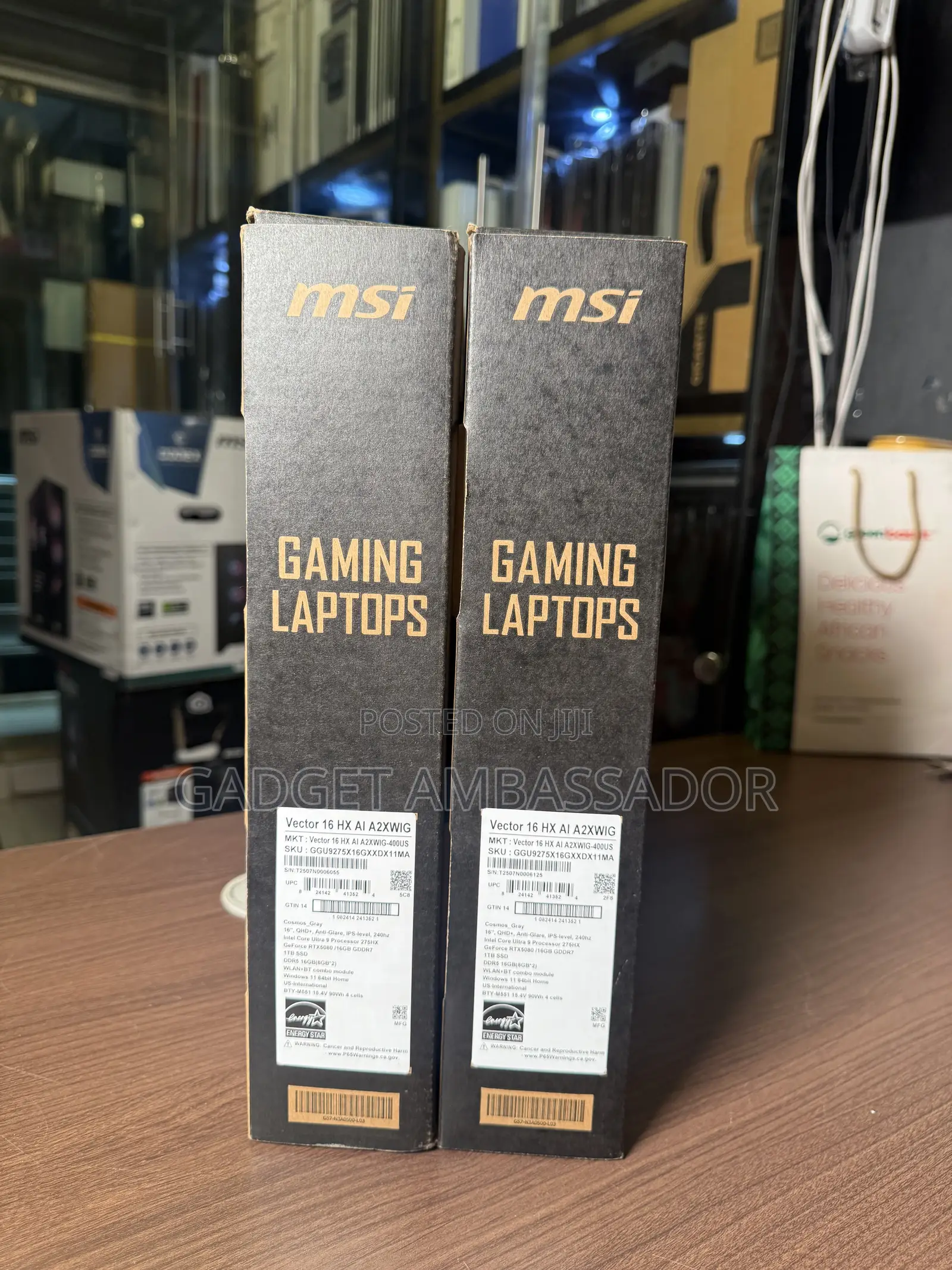 New Laptop MSI Vector 16 HX AI A2XWIG 32GB Intel Core Ultra 9 SSD 1T