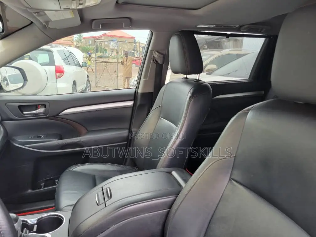 Toyota Highlander 2015 White