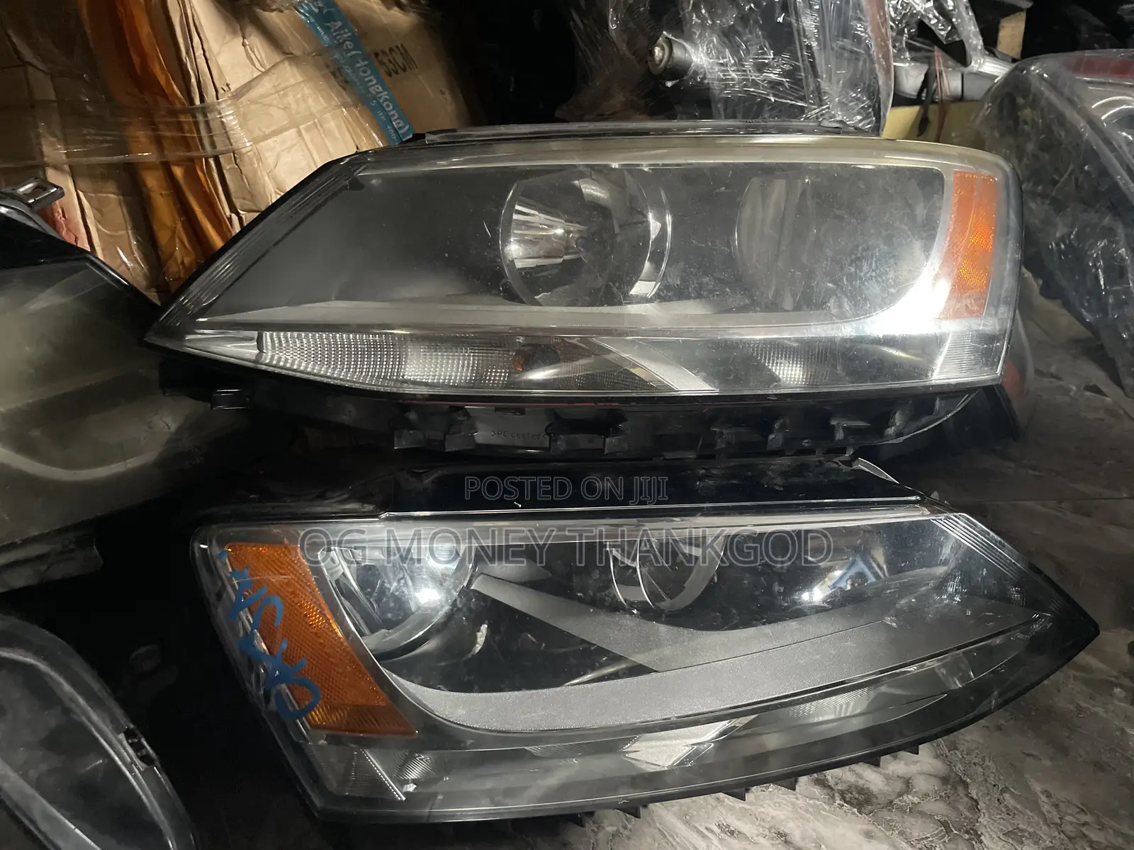 Headlights Volkswagen Jetta 6 2013
