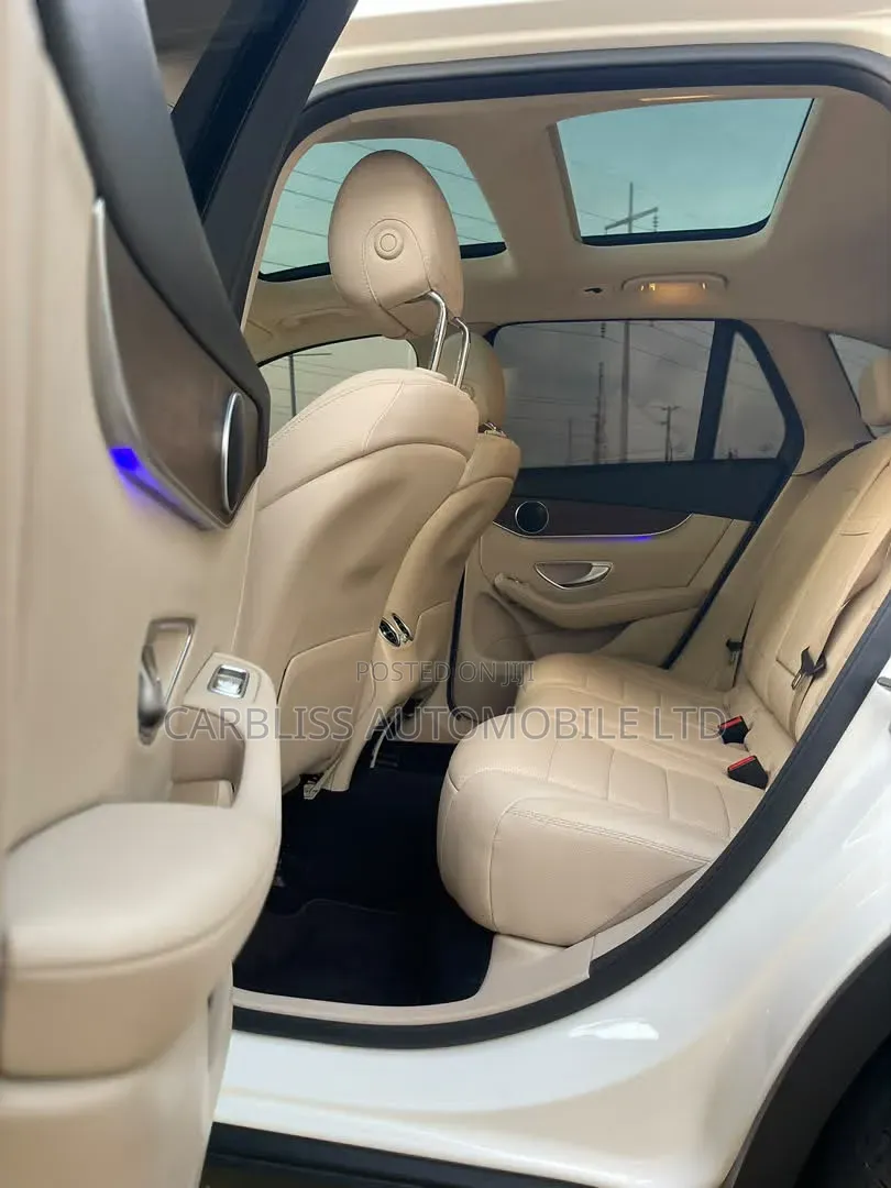 Mercedes-Benz GLC-Class 2021 White