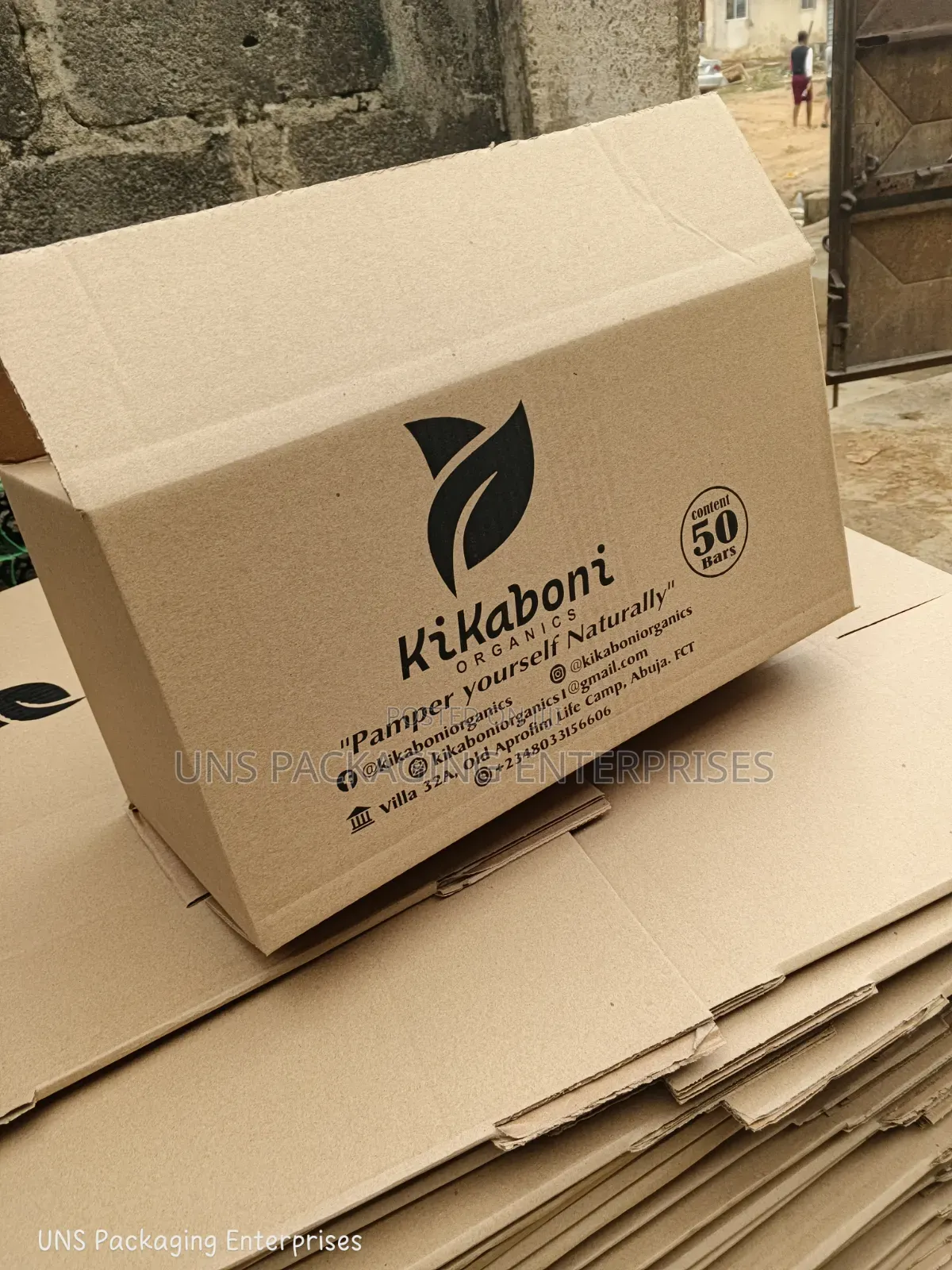 Simple Packaging Boxes