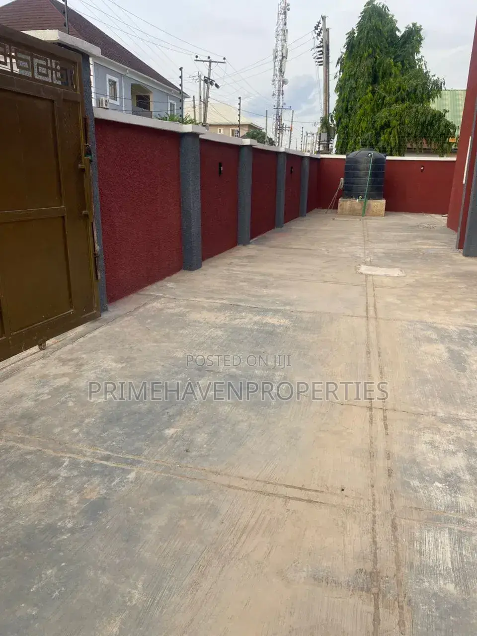 2bdrm Block of Flats in Kubwa for sale