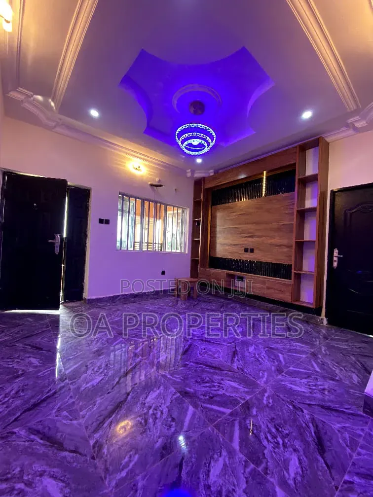 2bdrm Block of Flats in Ibadan for rent